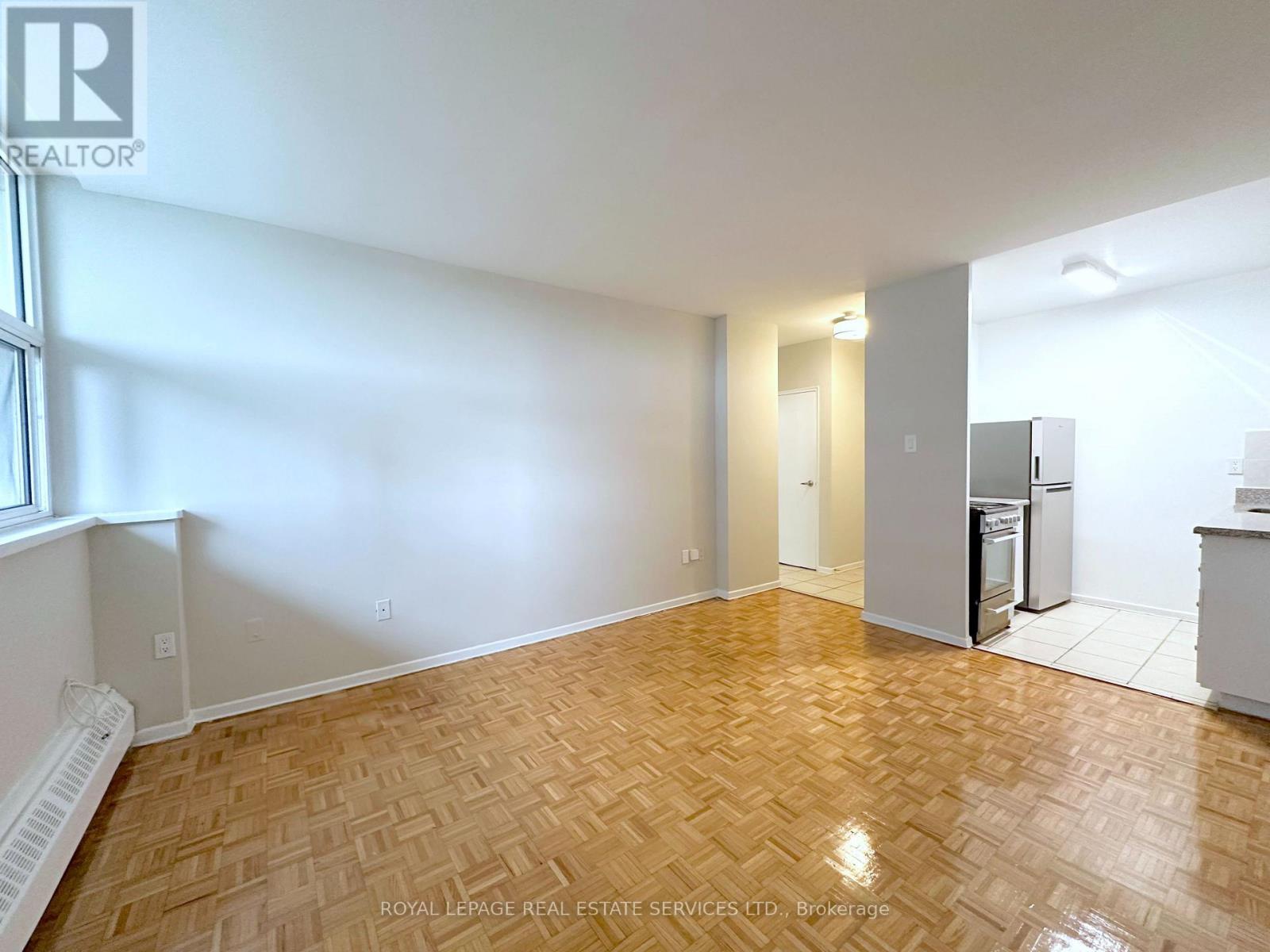 716 - 135 Rose Avenue, Toronto, Ontario  M4X 1P1 - Photo 2 - C12584310