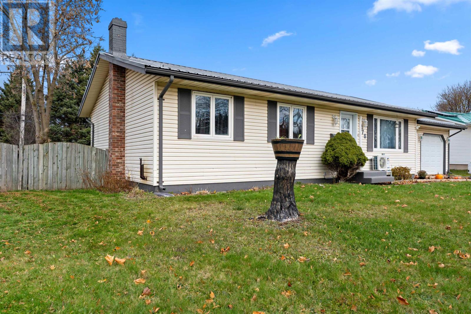 276 Westridge Crescent, East Royalty, Prince Edward Island  C1A 8Z1 - Photo 3 - 202528703