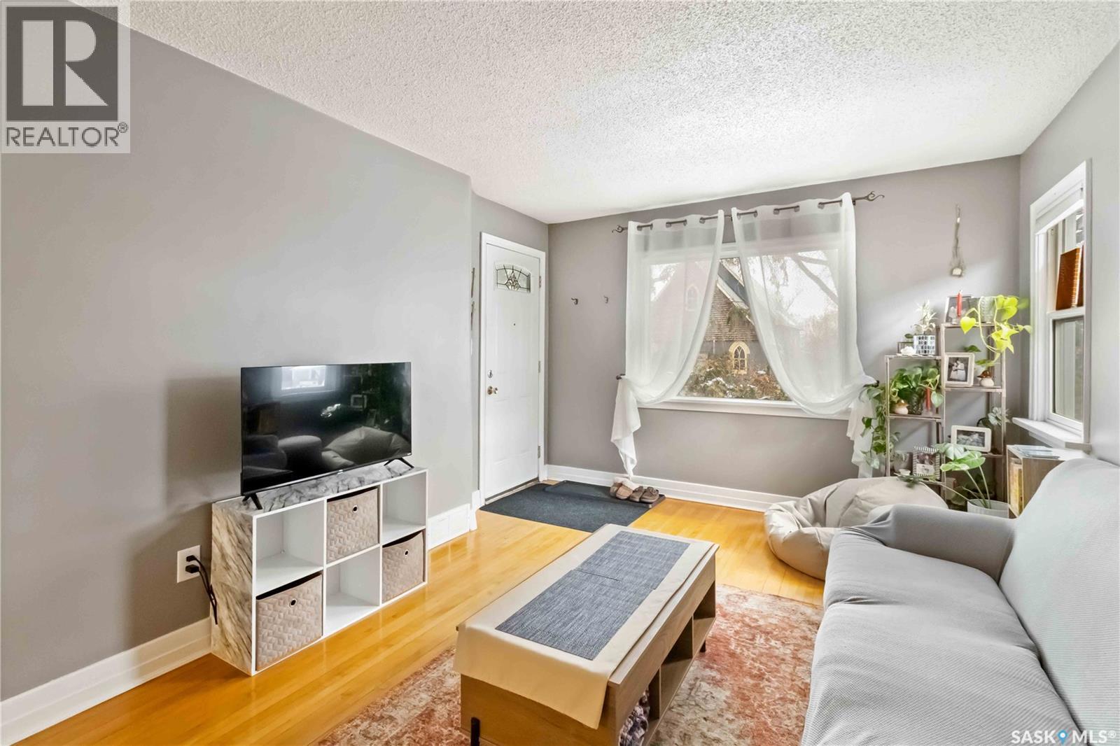 315 I Avenue S, Saskatoon, Saskatchewan  S7M 1Y1 - Photo 4 - SK024704