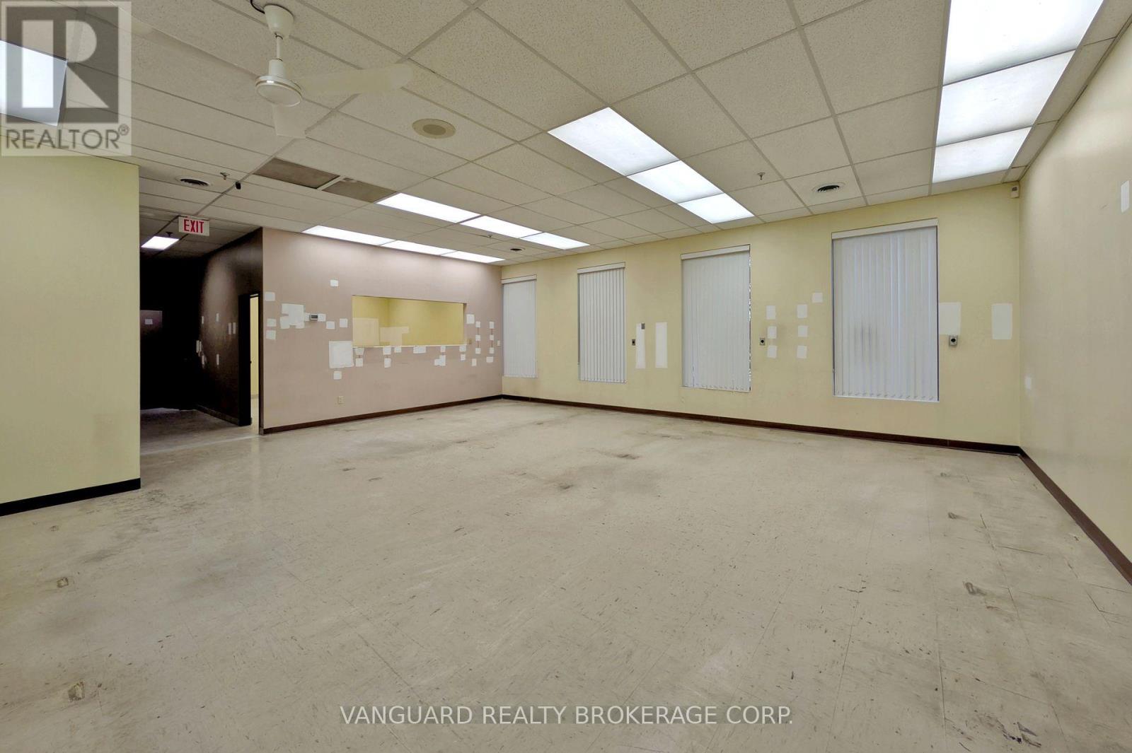 1 - 20 Baywood Road, Toronto, Ontario  M9V 4A8 - Photo 6 - W12065868