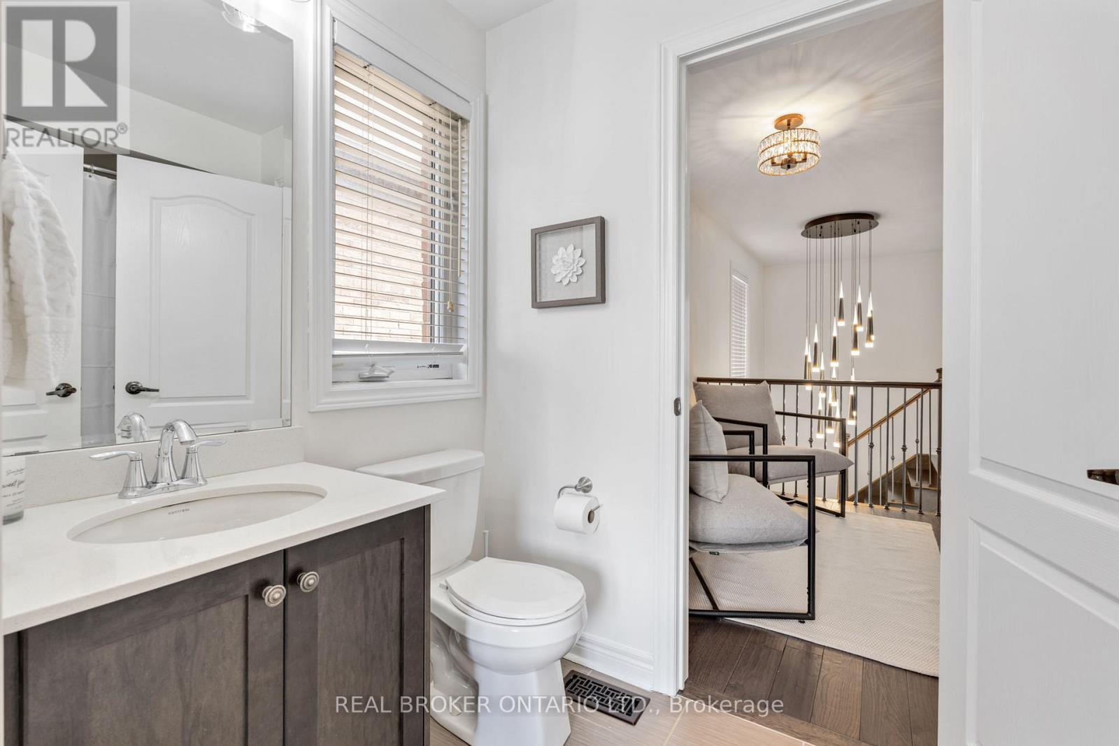 4 Mugford Crescent, Brampton, Ontario L6Y 6A7 - Photo 34 - W12454619