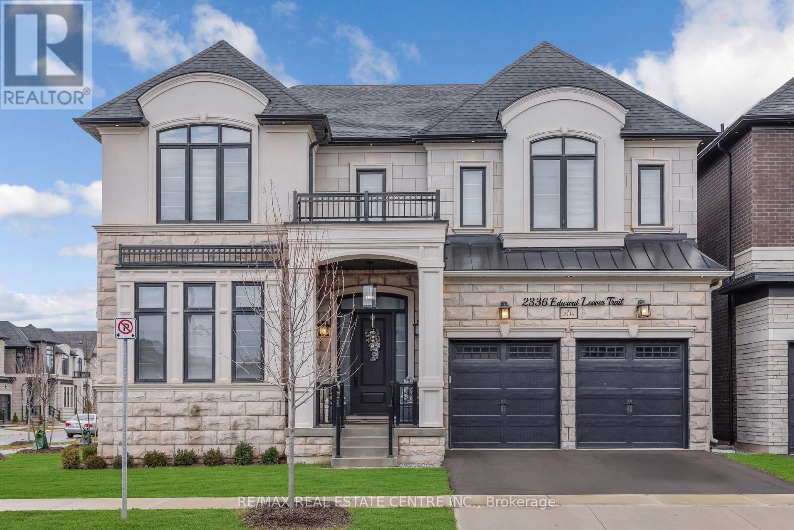 2336 Edward Leaver Trail, Oakville, Ontario  L6M 5M7 - Photo 2 - W12562320