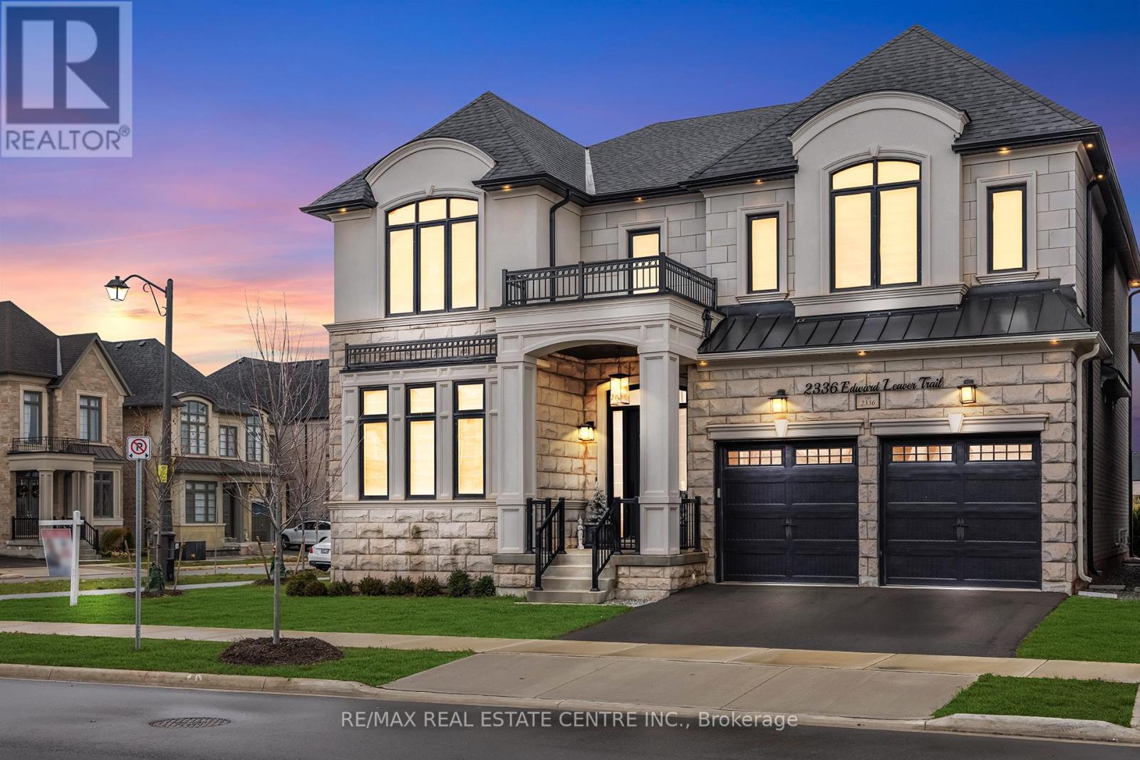 2336 EDWARD LEAVER TRAIL, Oakville, Ontario