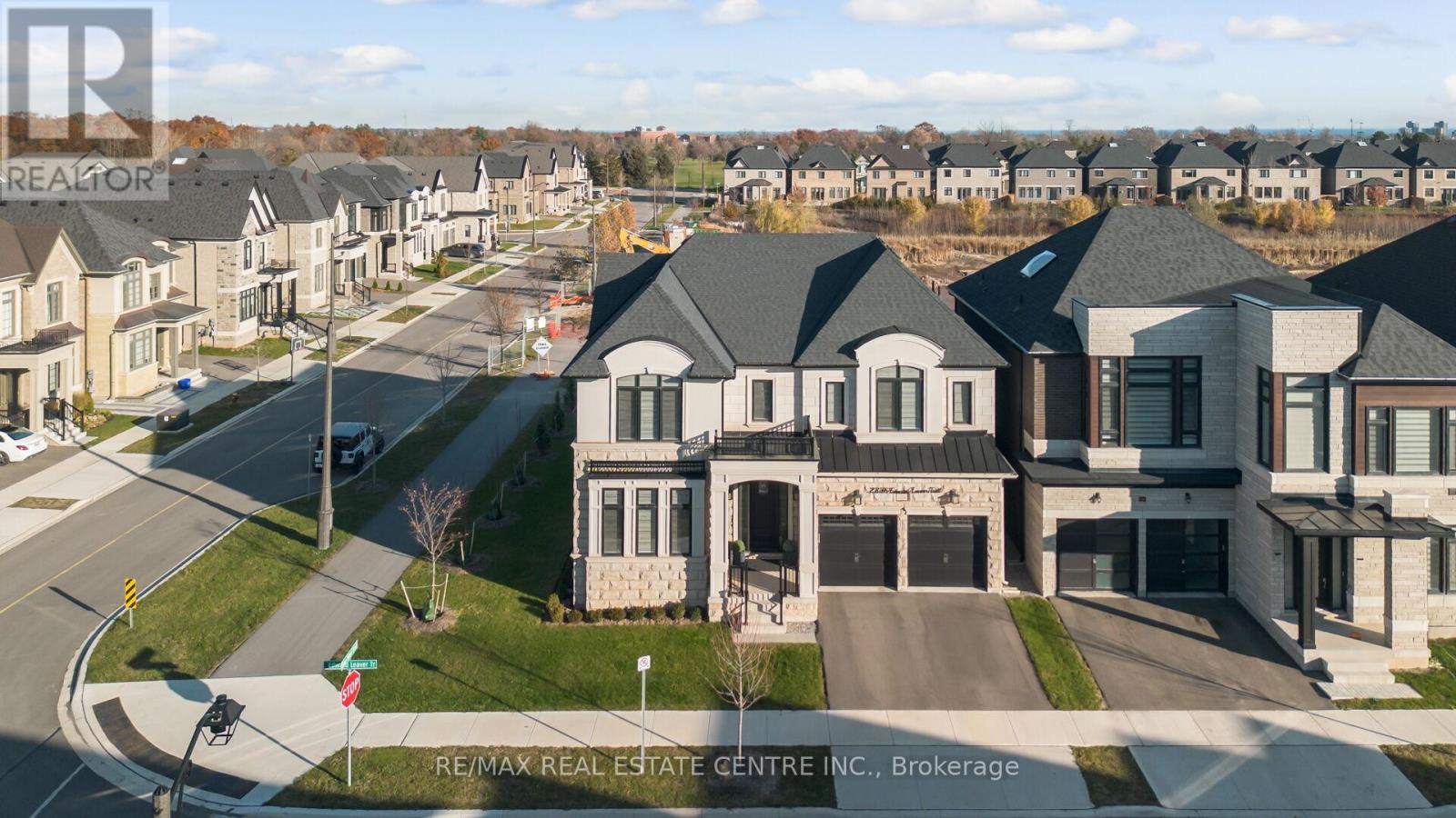 2336 Edward Leaver Trail, Oakville, Ontario  L6M 5M7 - Photo 5 - W12562320