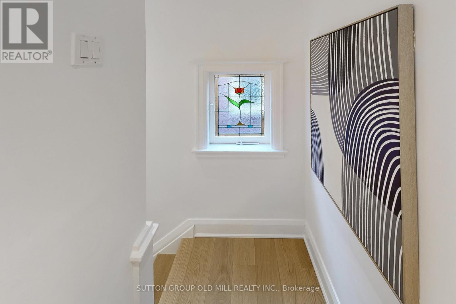 215 Humbercrest Boulevard, Toronto, Ontario  M6S 4L5 - Photo 18 - W12584288