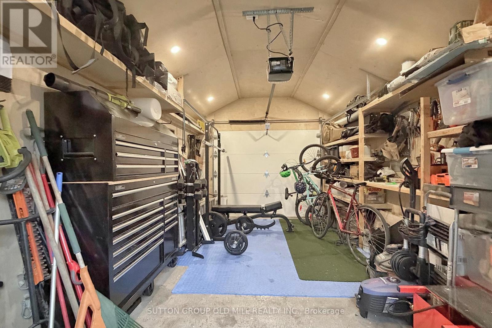 215 Humbercrest Boulevard, Toronto, Ontario  M6S 4L5 - Photo 40 - W12584288