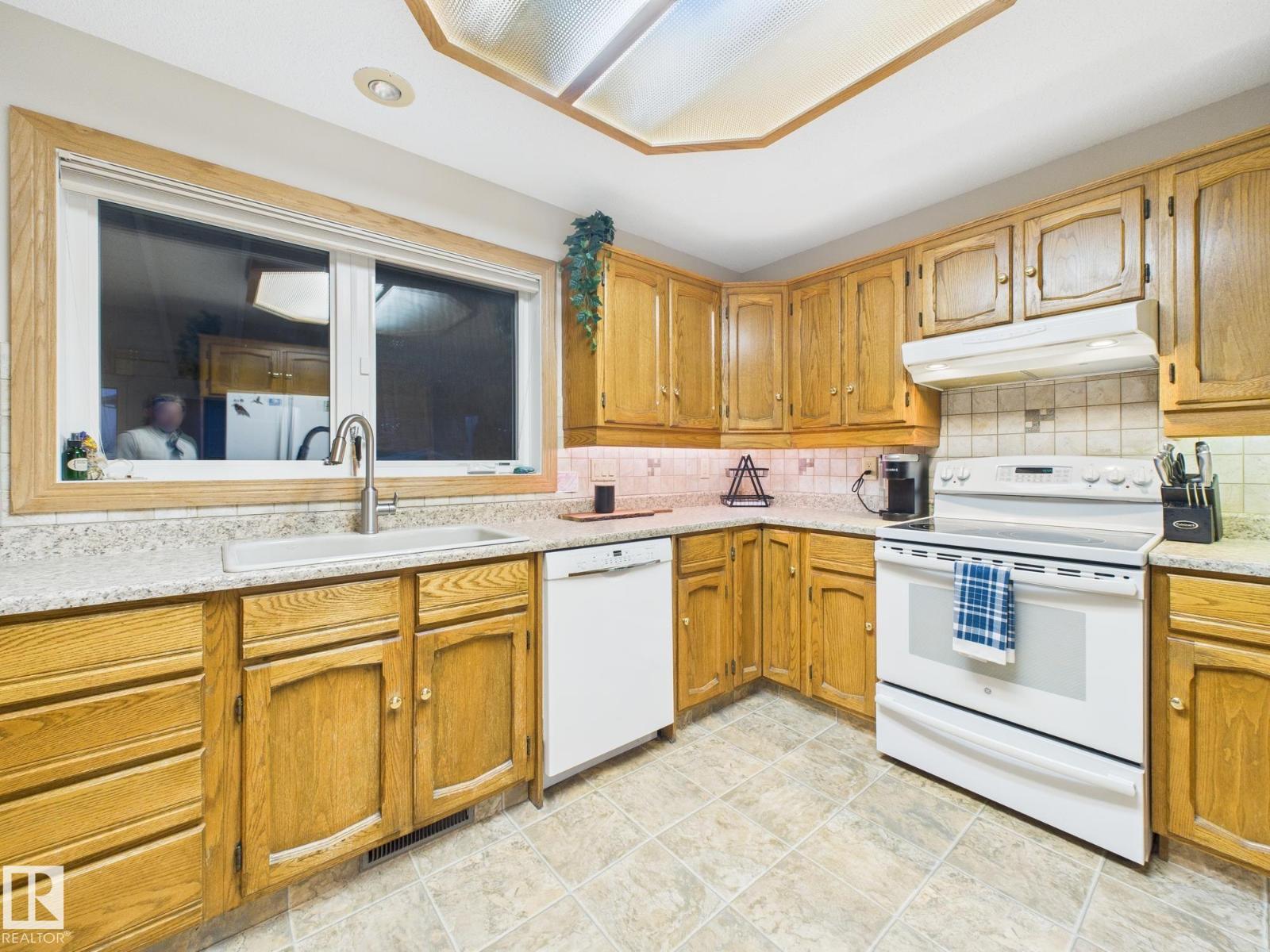 92 Dufferin St, St. Albert, Alberta  T8N 5R7 - Photo 14 - E4466933