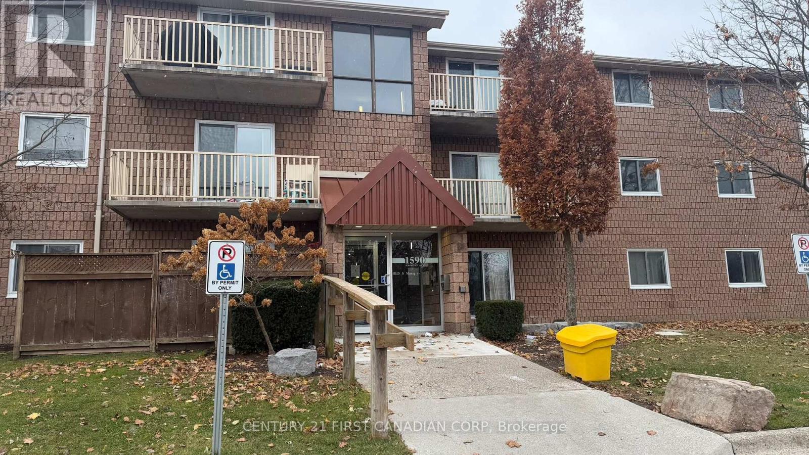 104 - 1590 Ernest Avenue, London South, Ontario  N6E 2V4 - Photo 1 - X12584318