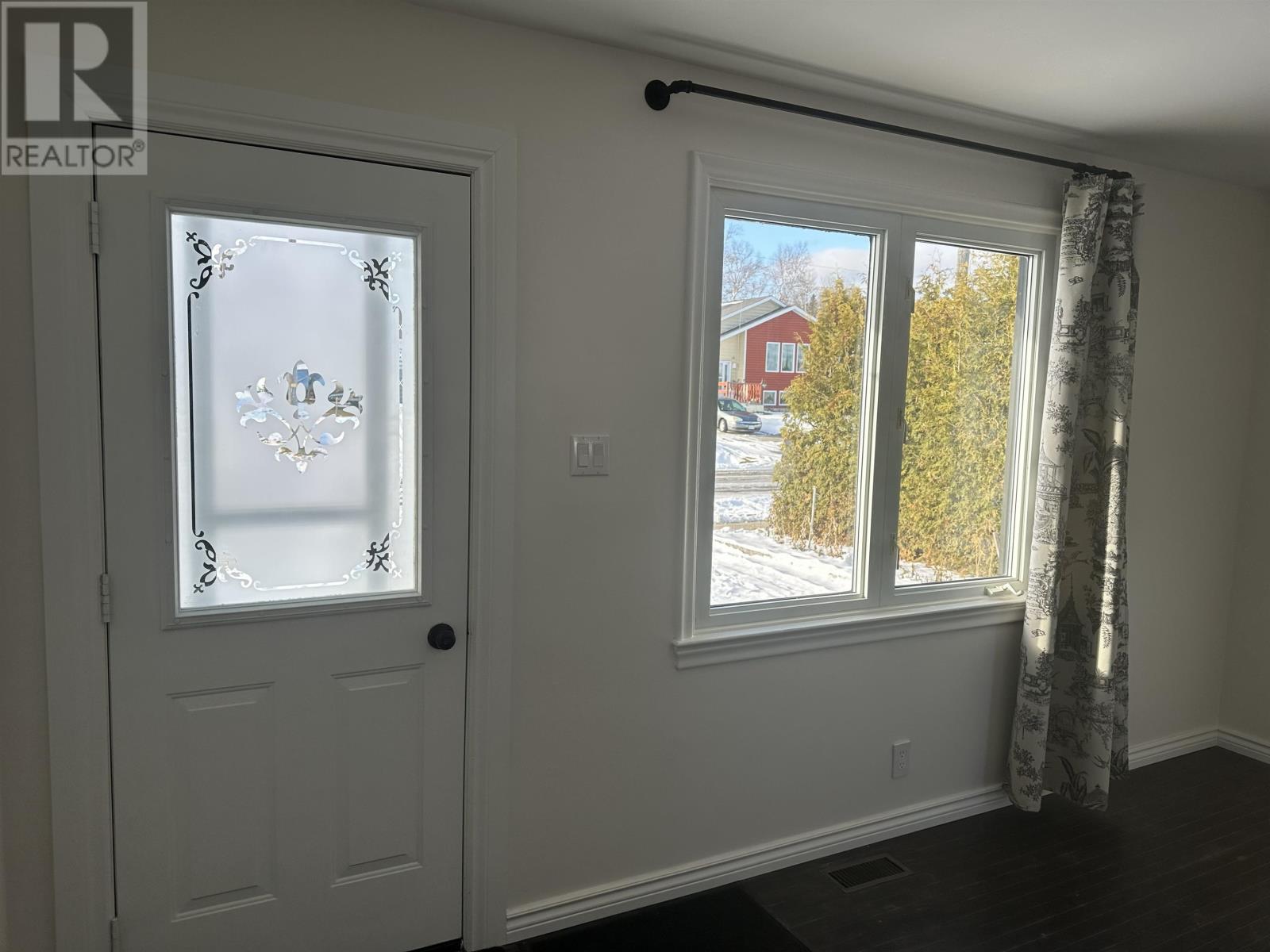 9 Shingwauk Dr, Manitouwadge, Ontario P0T 2C0 - Photo 11 - TB253423