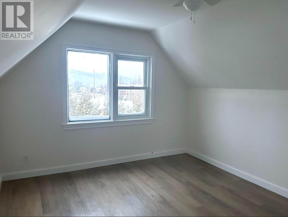 9 Shingwauk Dr, Manitouwadge, Ontario P0T 2C0 - Photo 27 - TB253423