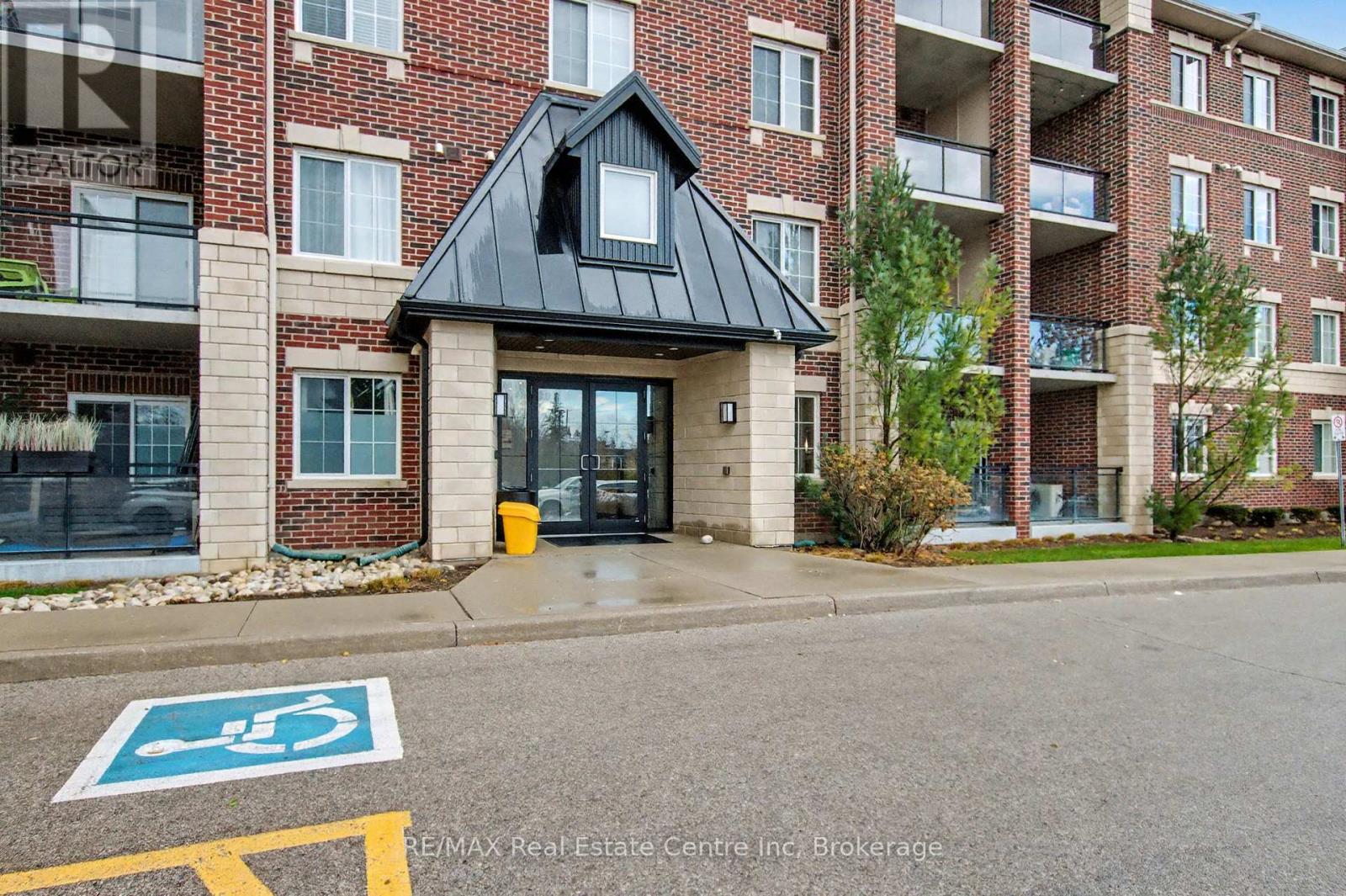 318 - 1440 Gordon Street, Guelph, Ontario N1L 1C8 - Photo 1 - X12584374