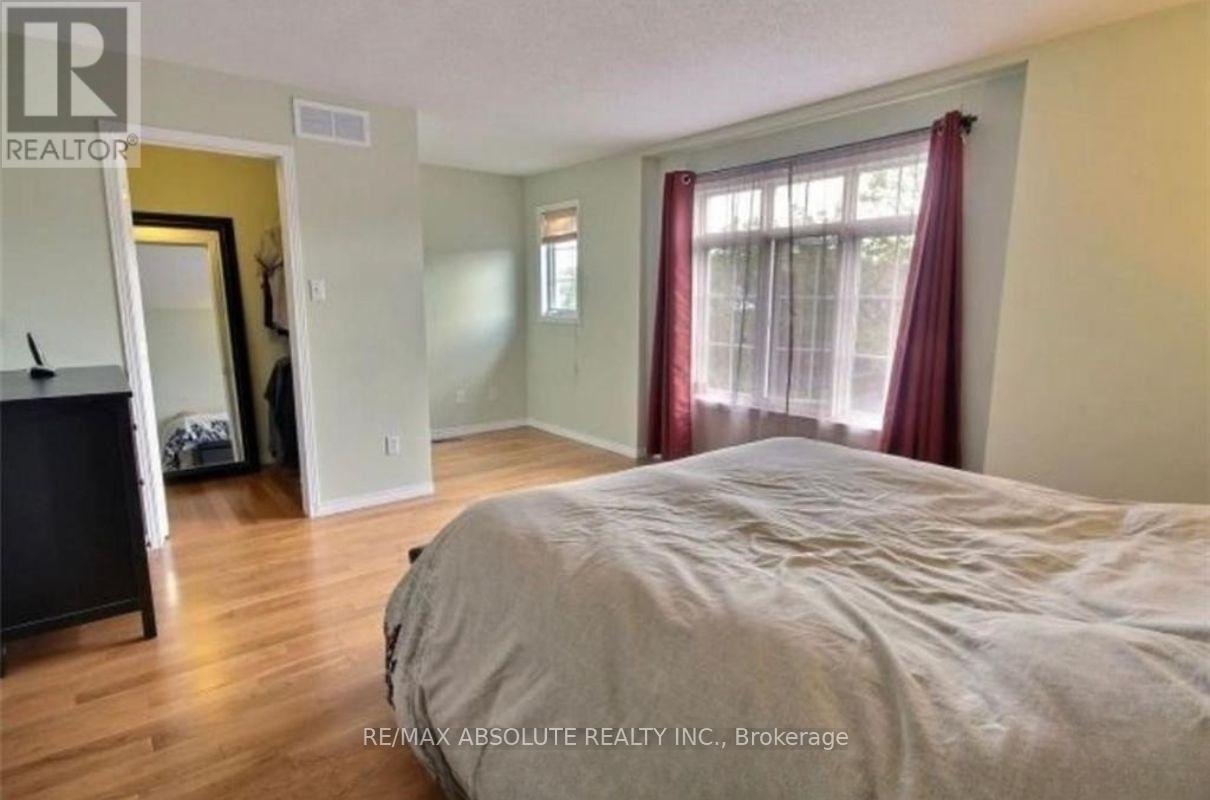 104 College Circle, Ottawa, Ontario K1K 4R9 - Photo 15 - X12483860