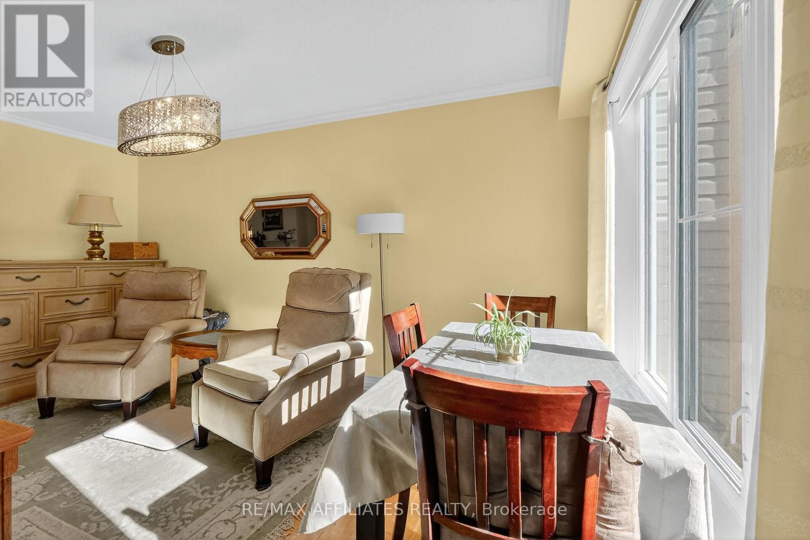 42 College Circle, Ottawa, Ontario  K1K 4R8 - Photo 14 - X12486755