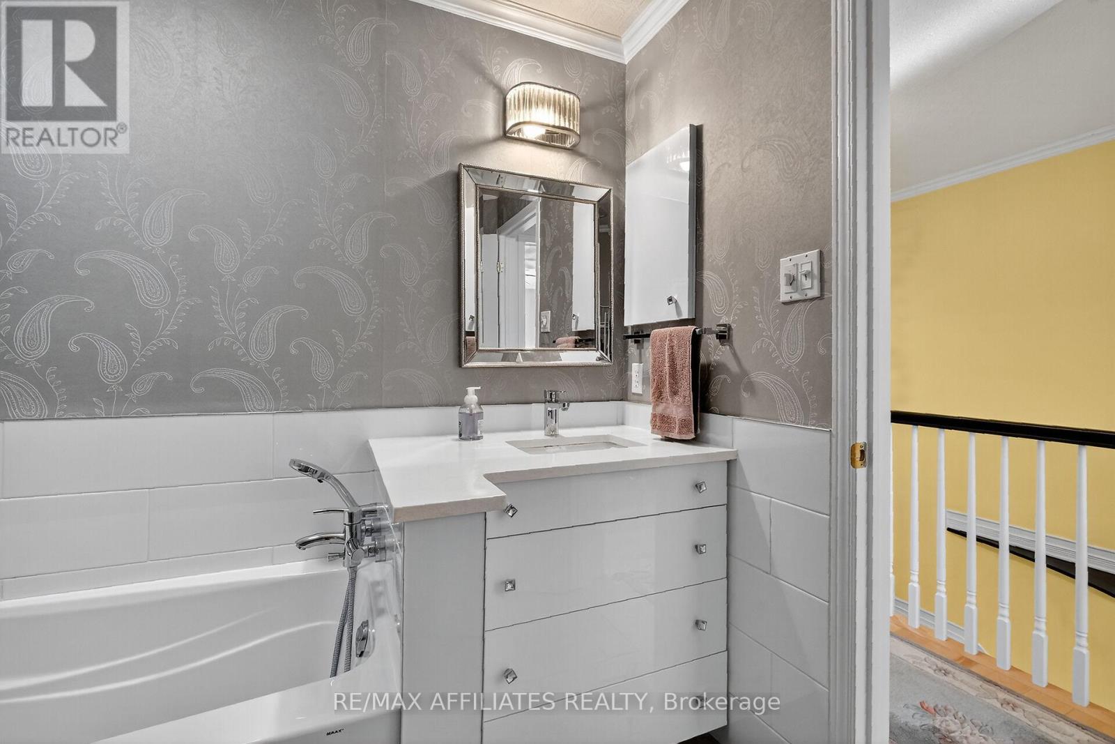 42 College Circle, Ottawa, Ontario  K1K 4R8 - Photo 44 - X12486755