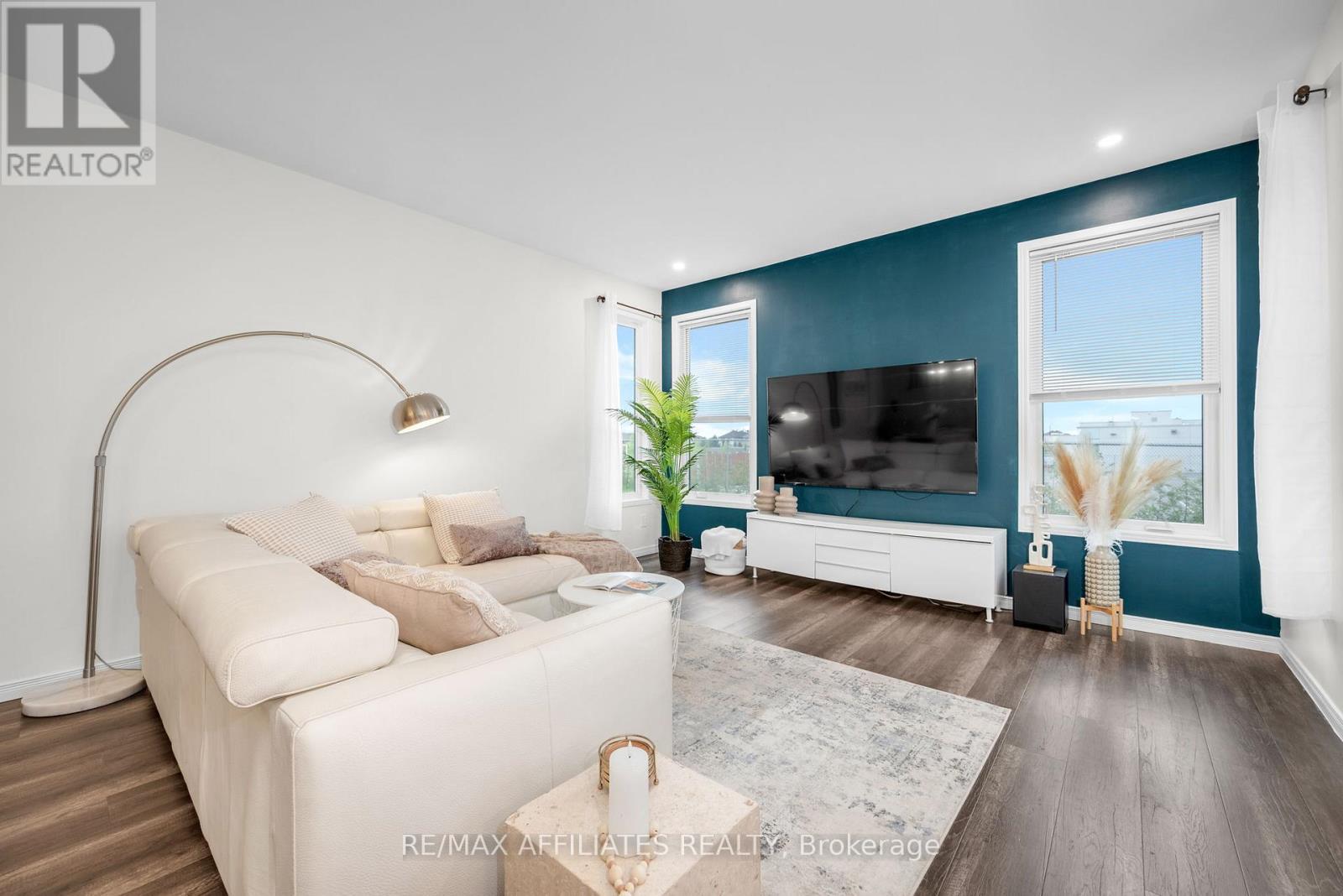 302 Haliburton Heights, Ottawa, Ontario K2S 1S3 - Photo 14 - X12501606