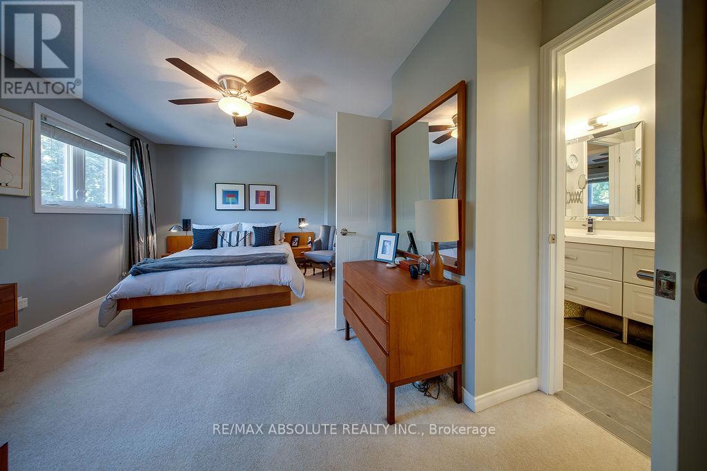 37 Randall James Drive, Ottawa, Ontario  K2S 1L9 - Photo 20 - X12524630