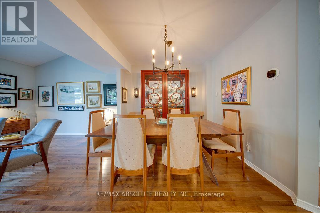 37 Randall James Drive, Ottawa, Ontario  K2S 1L9 - Photo 10 - X12524630