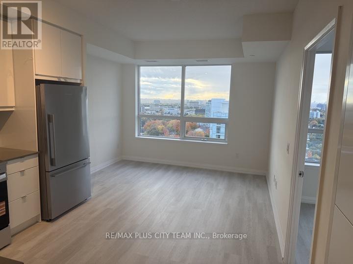 2210 - 3260 Sheppard Avenue E, Toronto, Ontario  M1T 0B5 - Photo 3 - E12584336