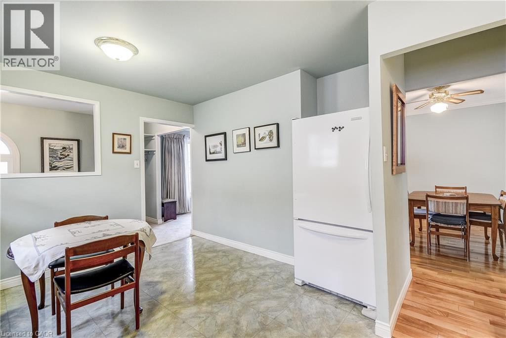 1324 Consort Crescent, Burlington, Ontario  L7M 1J7 - Photo 19 - 40789562