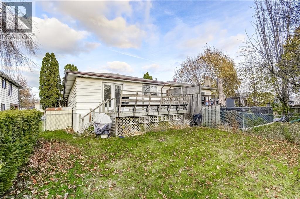 1324 Consort Crescent, Burlington, Ontario  L7M 1J7 - Photo 45 - 40789562