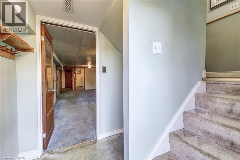 1324 Consort Crescent, Burlington, Ontario  L7M 1J7 - Photo 30 - 40789562