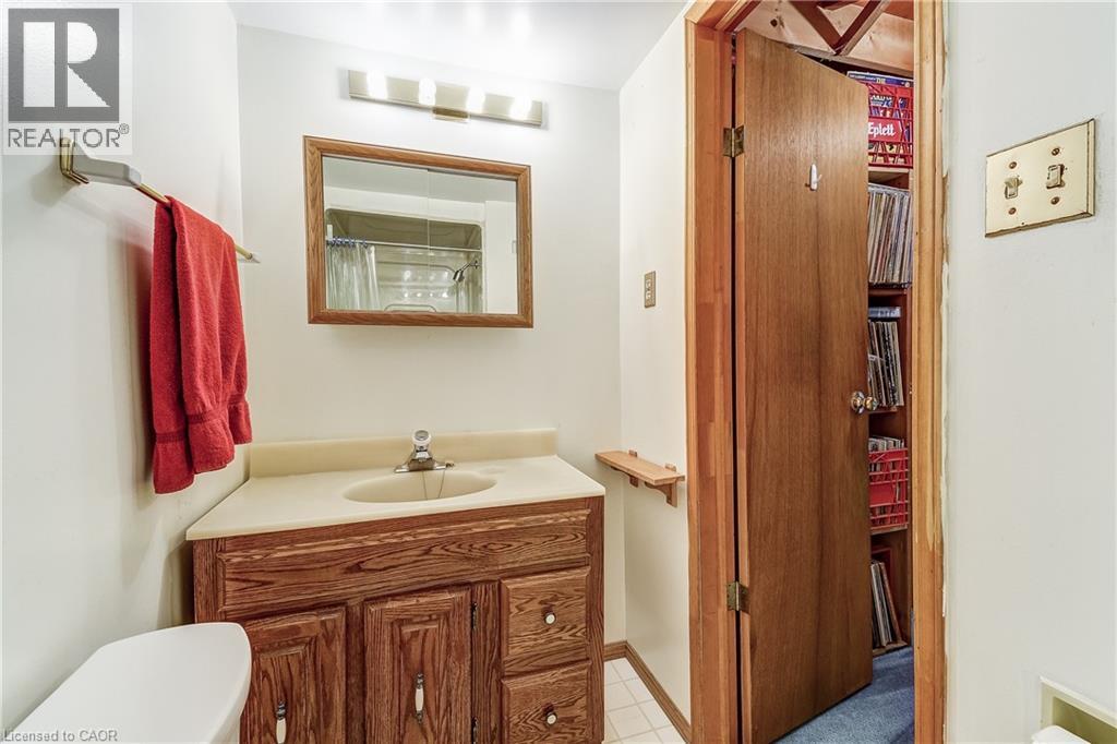 1324 Consort Crescent, Burlington, Ontario  L7M 1J7 - Photo 40 - 40789562