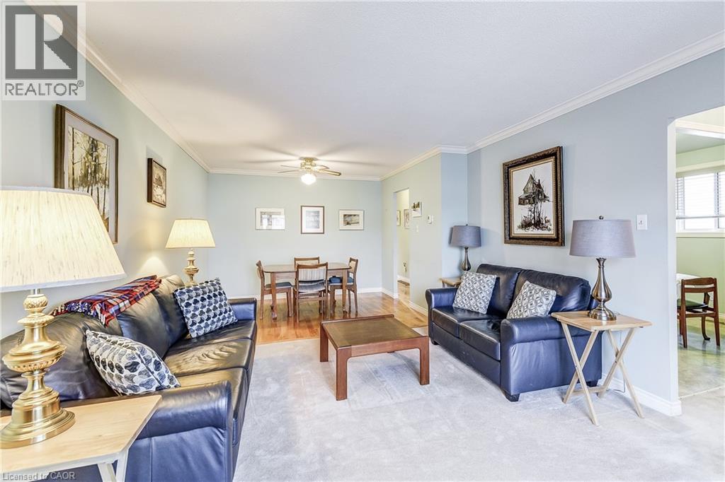 1324 Consort Crescent, Burlington, Ontario  L7M 1J7 - Photo 8 - 40789562