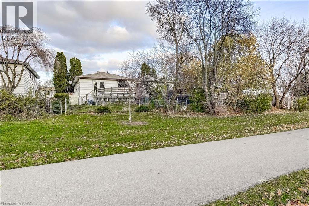 1324 Consort Crescent, Burlington, Ontario  L7M 1J7 - Photo 48 - 40789562