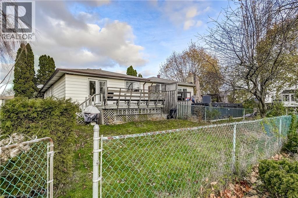 1324 Consort Crescent, Burlington, Ontario  L7M 1J7 - Photo 47 - 40789562