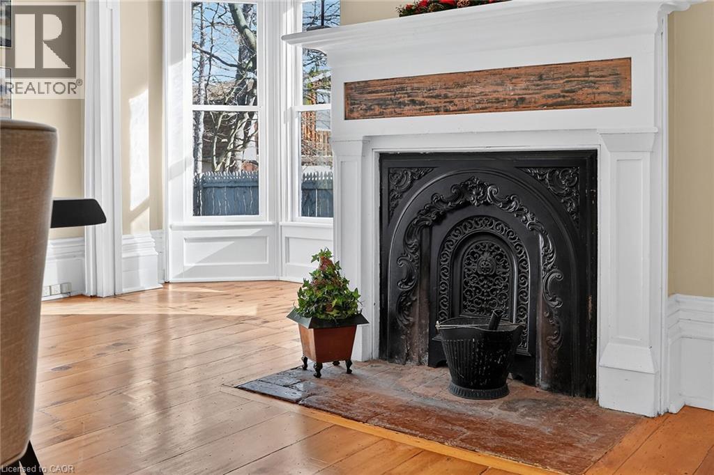 262 Main Street W, Grimsby, Ontario  L3M 1S4 - Photo 16 - 40790605