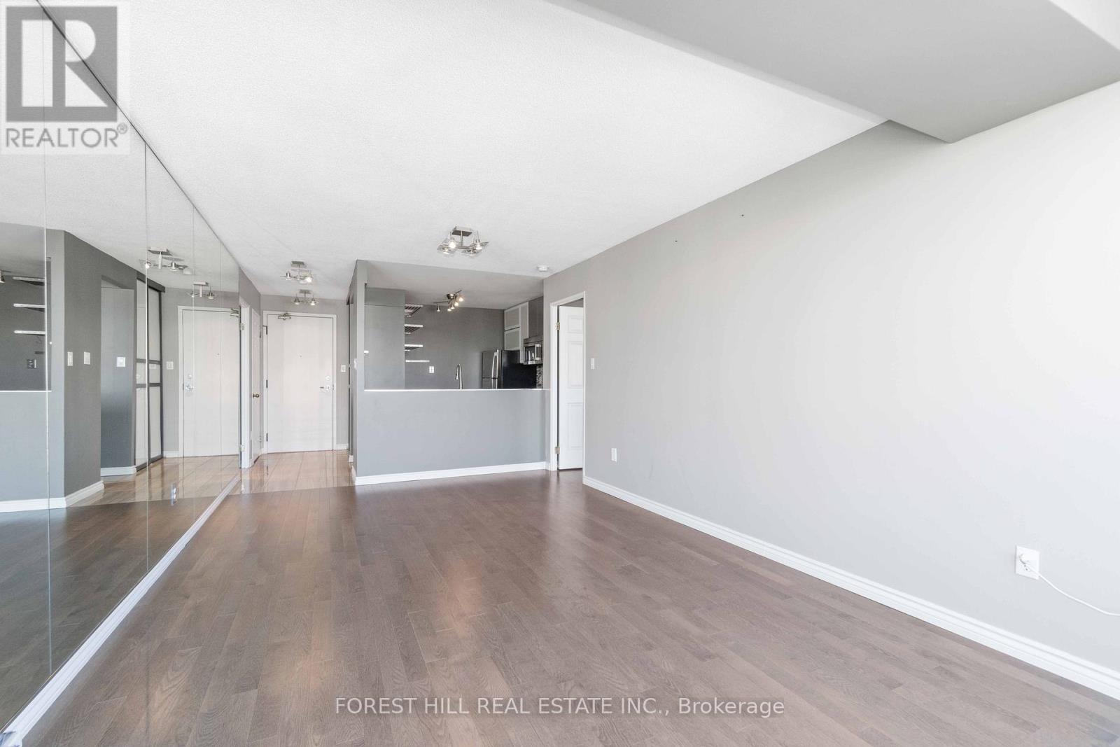 806 - 101 Subway Crescent, Toronto, Ontario M9B 6K4 - Photo 25 - W12583686