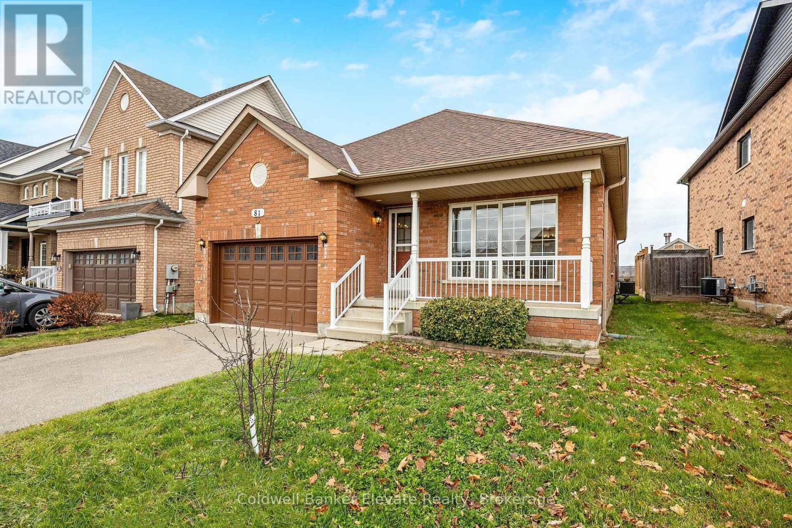 81 Atwood Avenue, Halton Hills, Ontario  L7G 6C5 - Photo 2 - W12584328