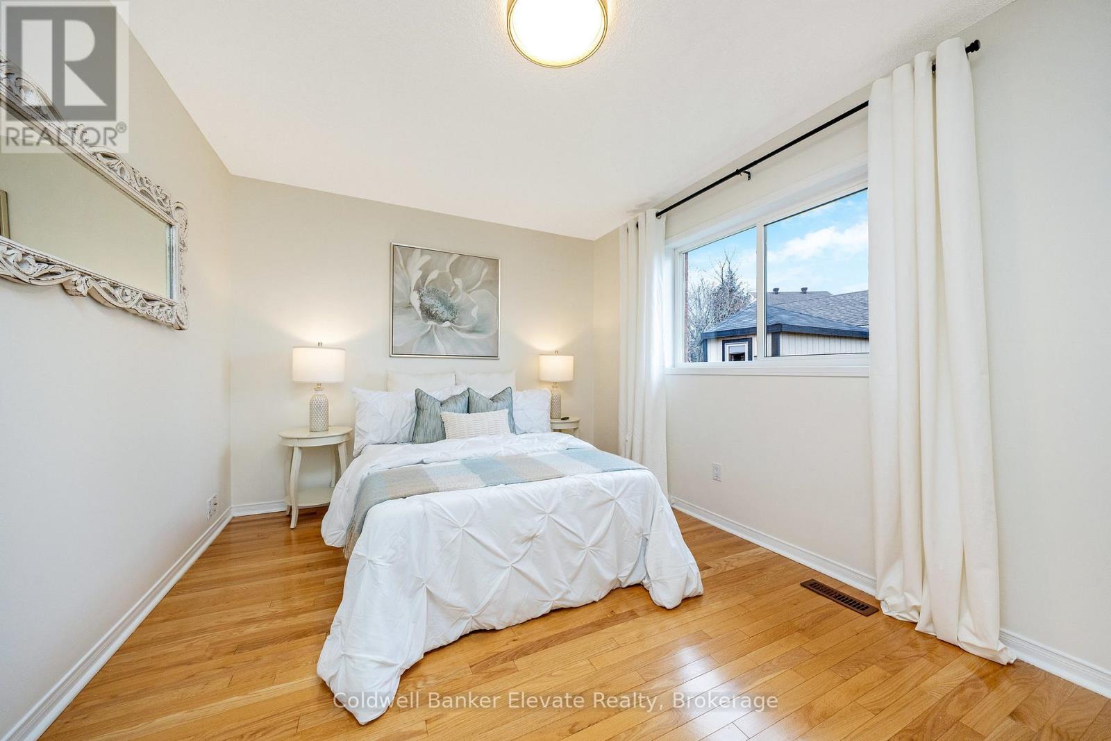 81 Atwood Avenue, Halton Hills, Ontario  L7G 6C5 - Photo 21 - W12584328