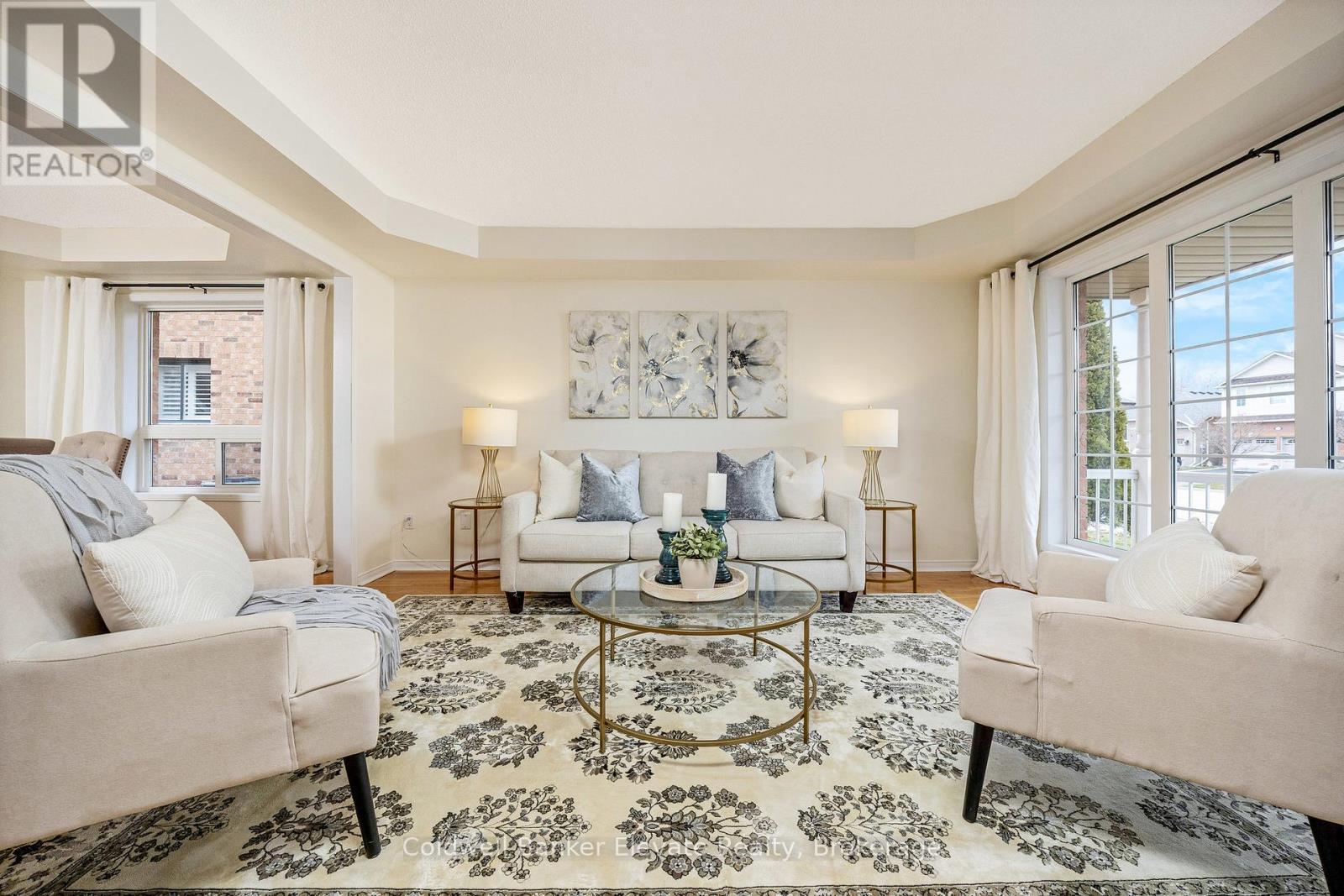 81 Atwood Avenue, Halton Hills, Ontario  L7G 6C5 - Photo 7 - W12584328