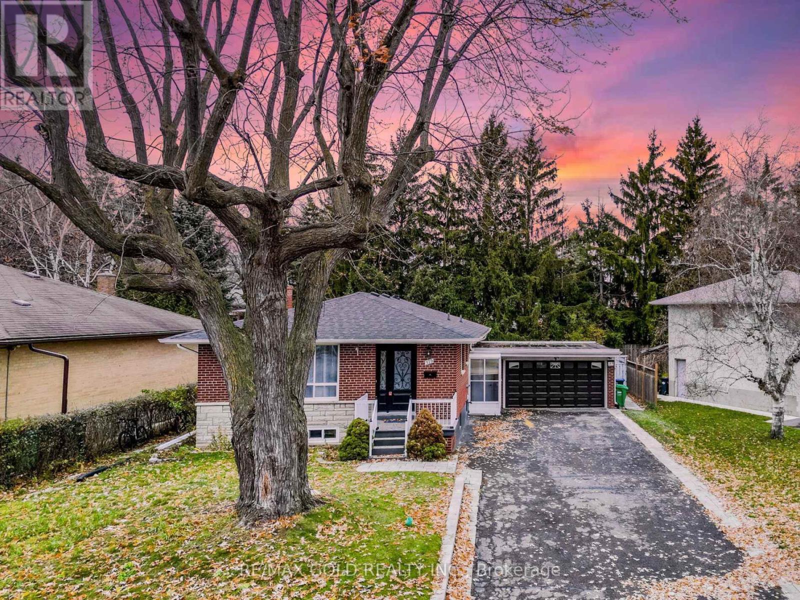 179 ELIZABETH STREET S, Brampton, Ontario