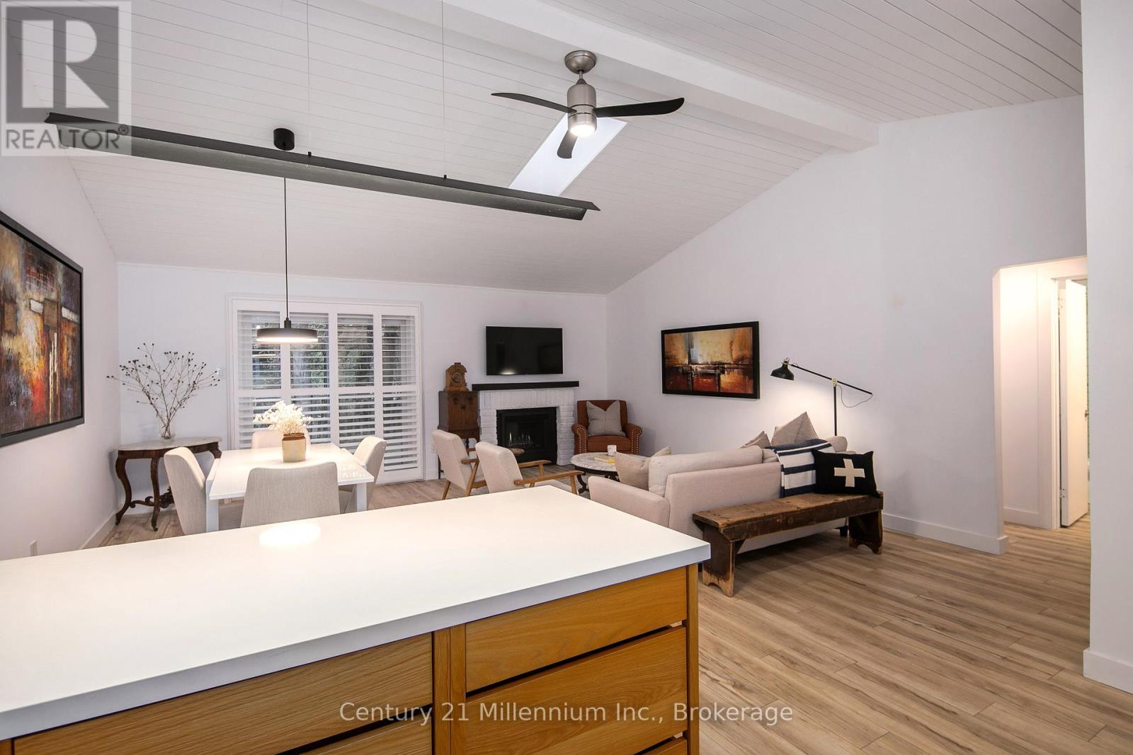 256 - 13 Harbour Street W, Collingwood, Ontario L9Y 5B4 - Photo 15 - S12584390