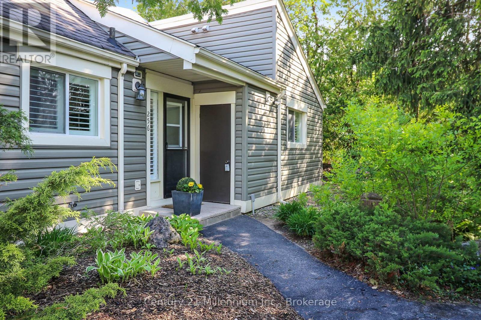 256 - 13 Harbour Street W, Collingwood, Ontario L9Y 5B4 - Photo 3 - S12584390