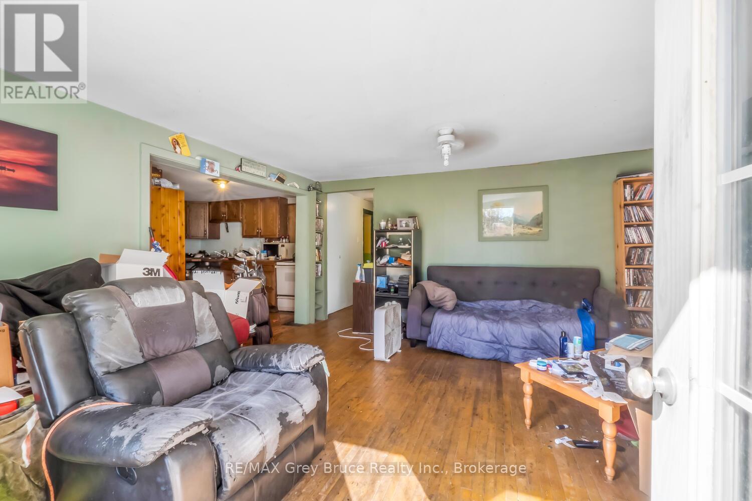 593 Stokes Bay Road, Northern Bruce Peninsula, Ontario N0H 2M0 - Photo 27 - X12584438