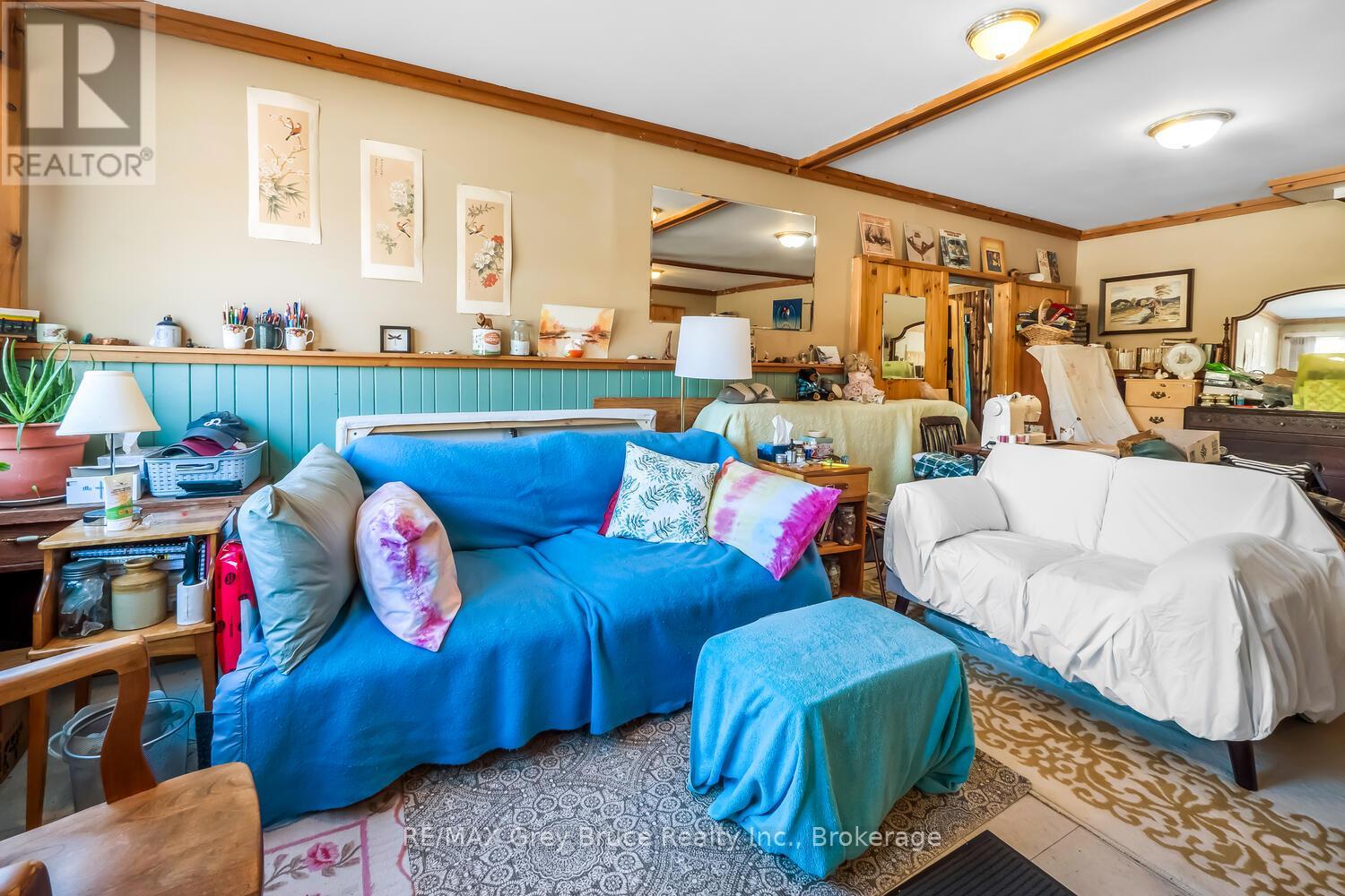 593 Stokes Bay Road, Northern Bruce Peninsula, Ontario N0H 2M0 - Photo 9 - X12584438