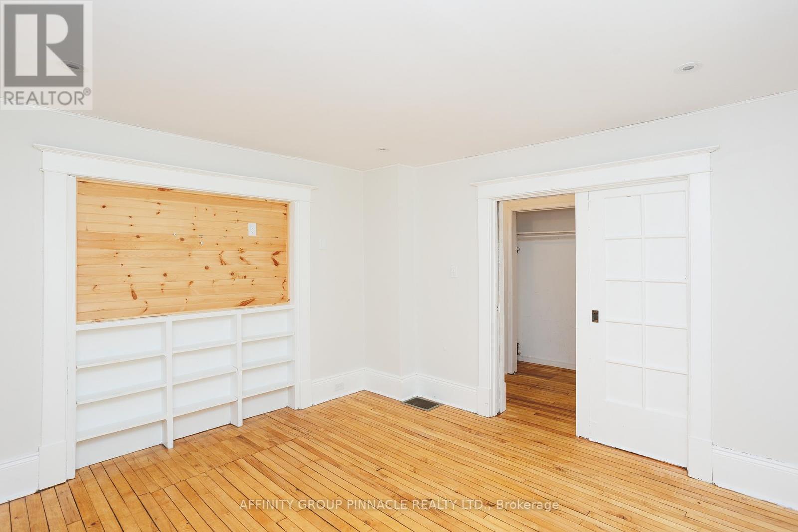 72 Melbourne Street W, Kawartha Lakes, Ontario K9V 2T3 - Photo 18 - X12584422