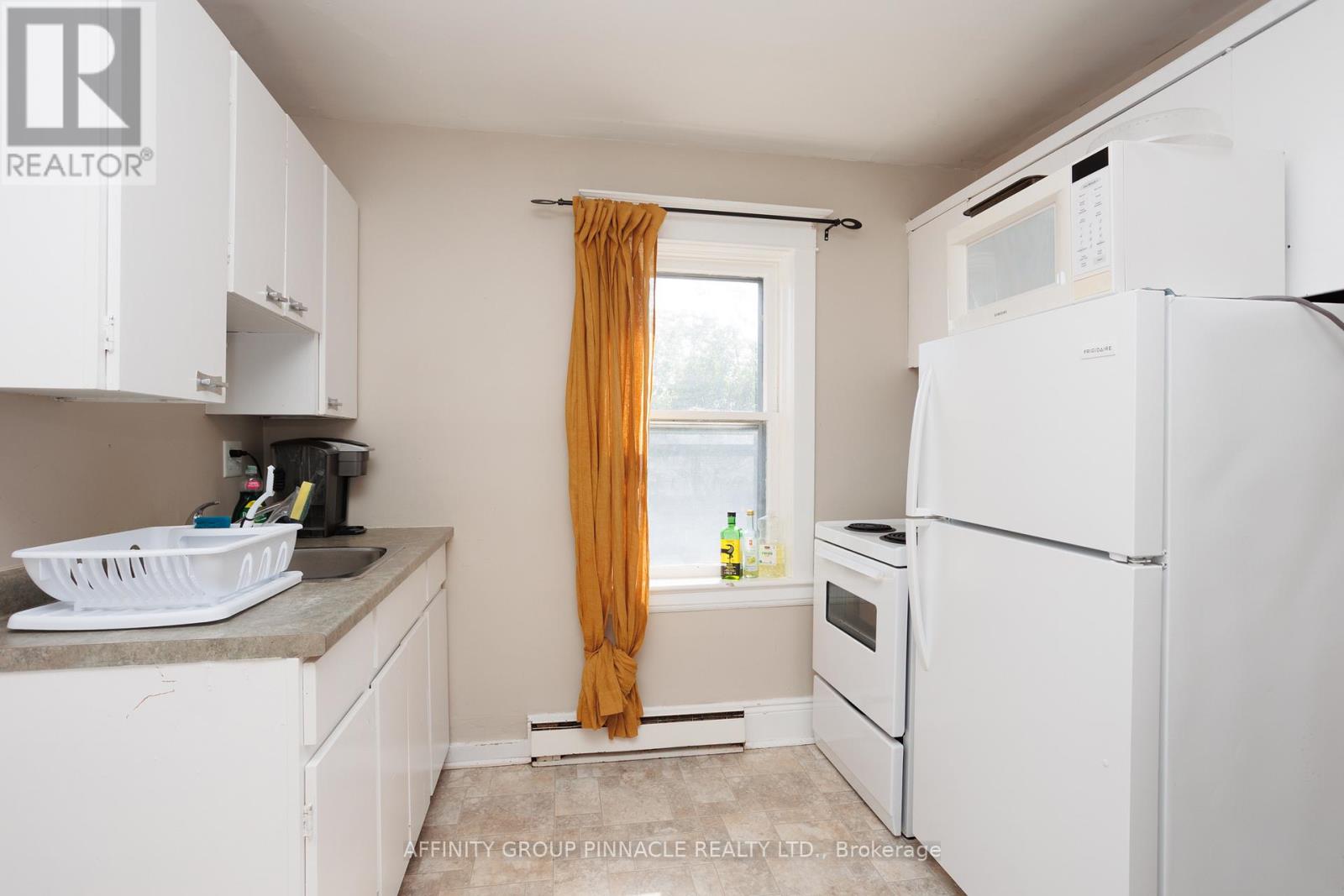 72 Melbourne Street W, Kawartha Lakes, Ontario K9V 2T3 - Photo 25 - X12584422