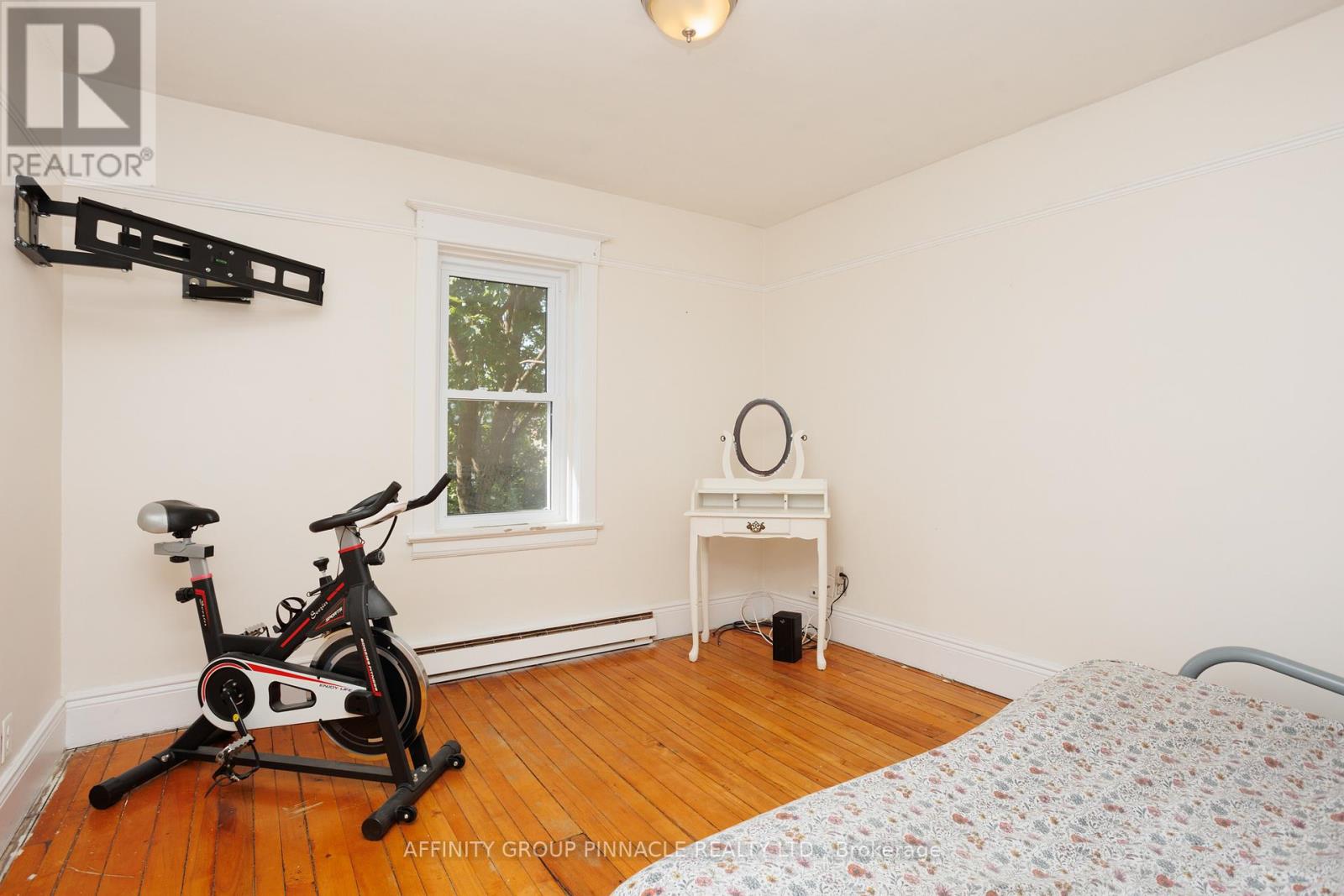 72 Melbourne Street W, Kawartha Lakes, Ontario K9V 2T3 - Photo 29 - X12584422