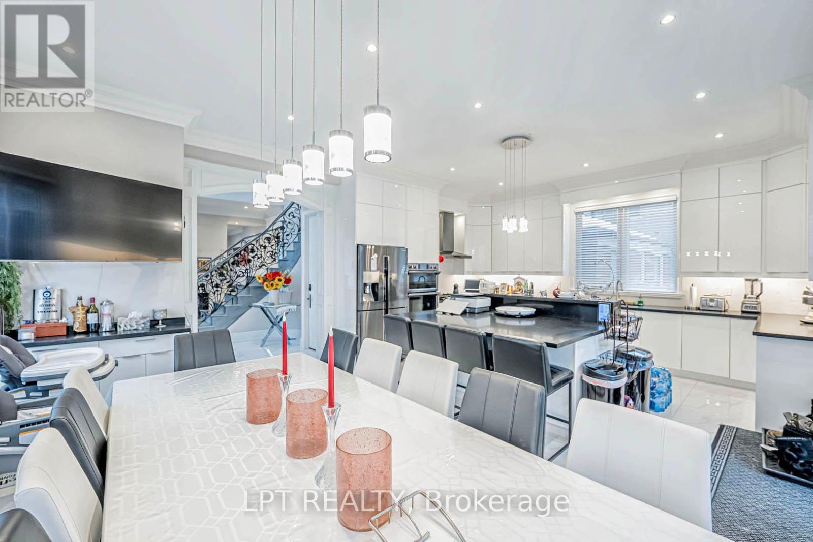 386 Kennedy Road, Toronto, Ontario  M1K 2A6 - Photo 18 - E12135060