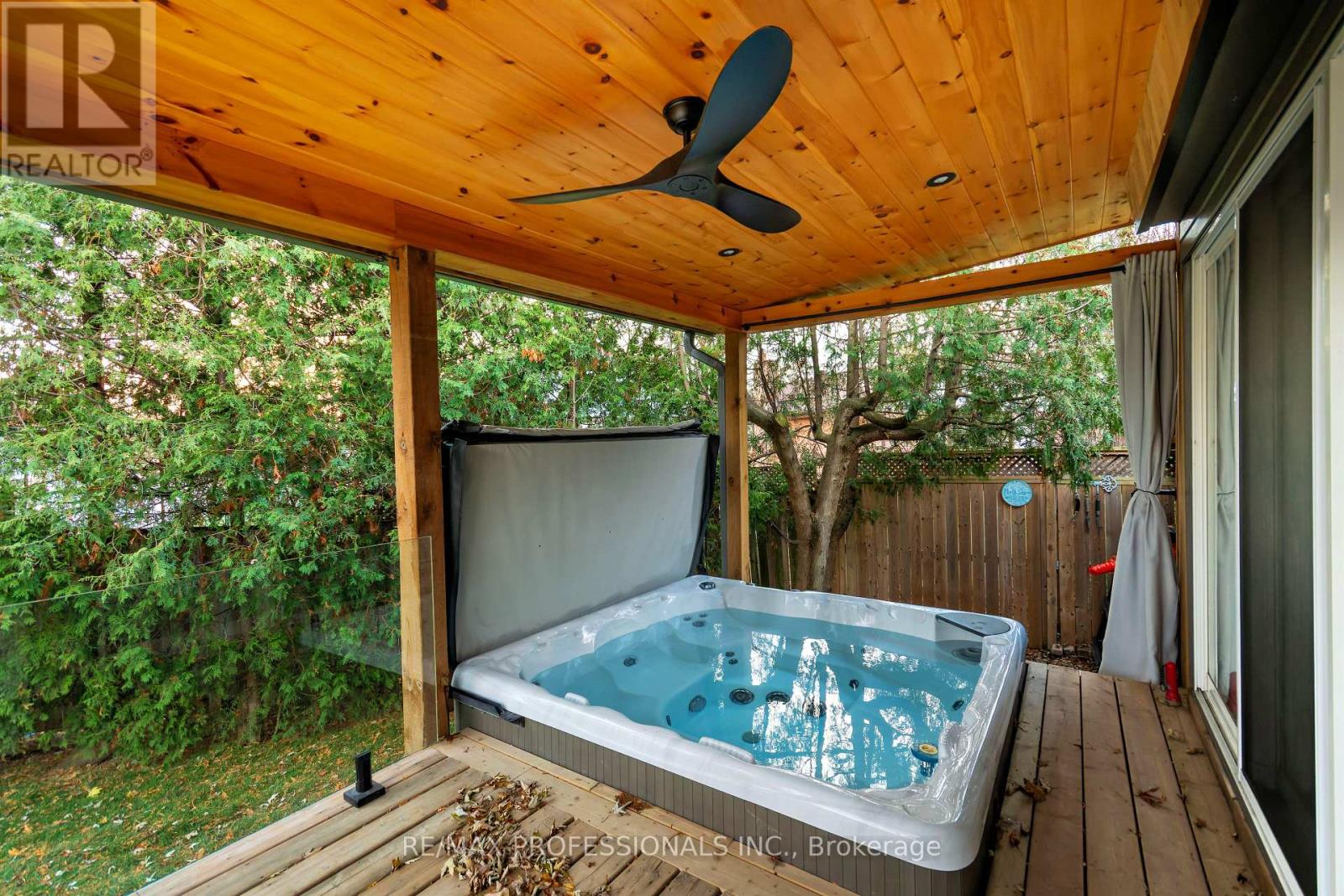 3 Eriksdale Road, Toronto, Ontario  M9C 2B5 - Photo 31 - W12571808