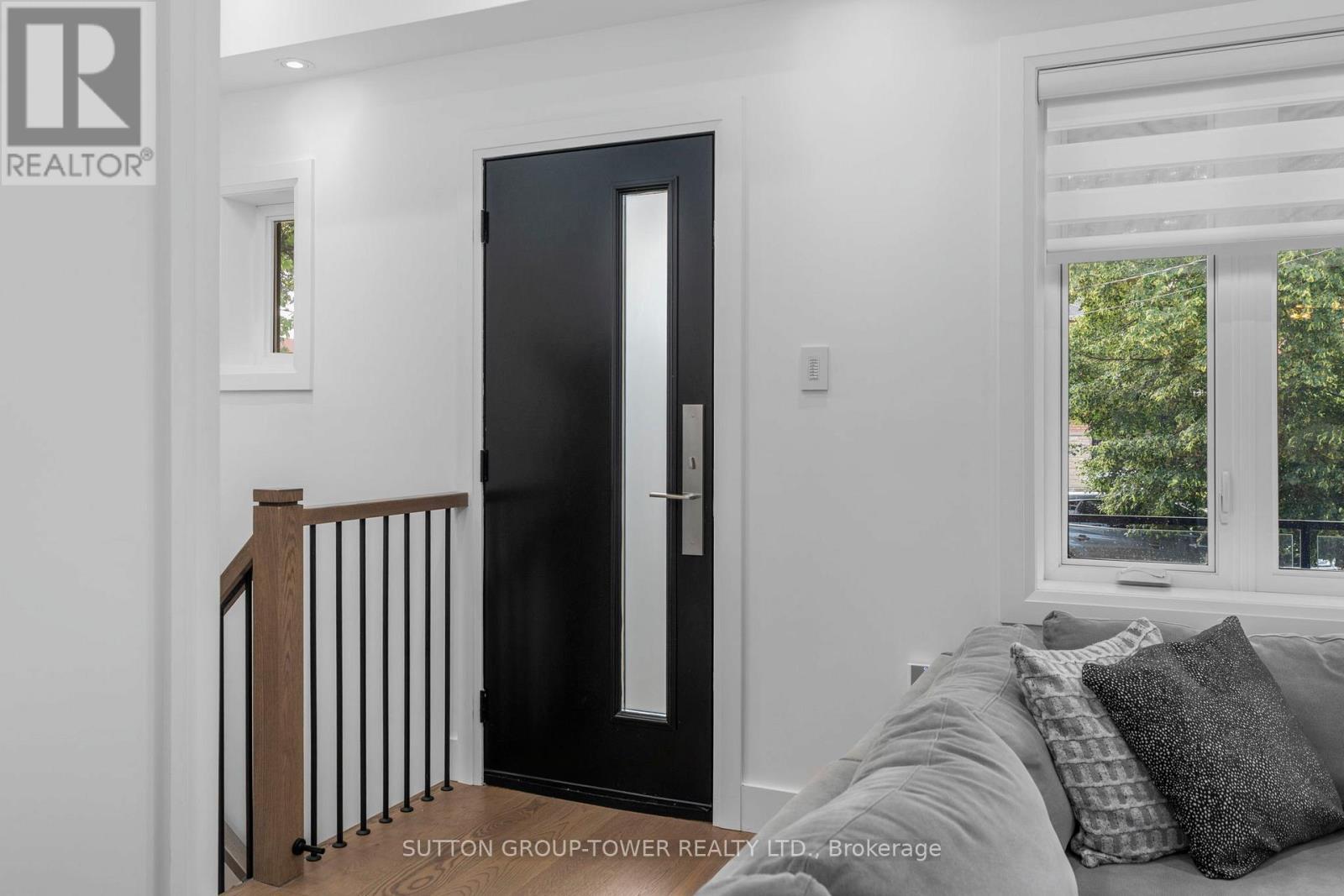 560 Glen Park Avenue, Toronto, Ontario  M6B 2G5 - Photo 4 - W12269766