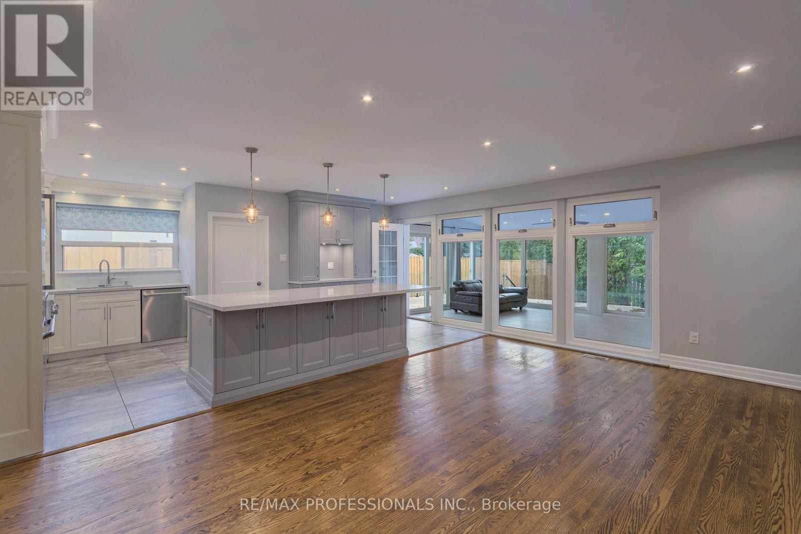 3 Eriksdale Road, Toronto, Ontario  M9C 2B5 - Photo 8 - W12571808