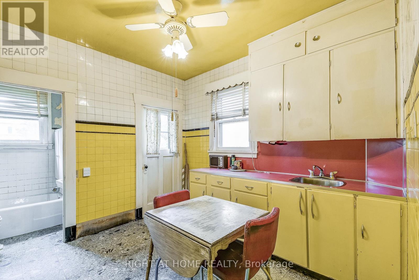 182 Balmoral Avenue S, Hamilton, Ontario  L8M 3K3 - Photo 18 - X12584330