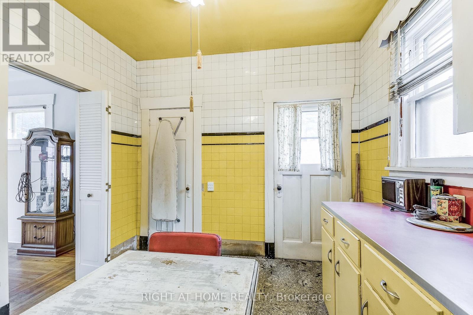 182 Balmoral Avenue S, Hamilton, Ontario  L8M 3K3 - Photo 19 - X12584330