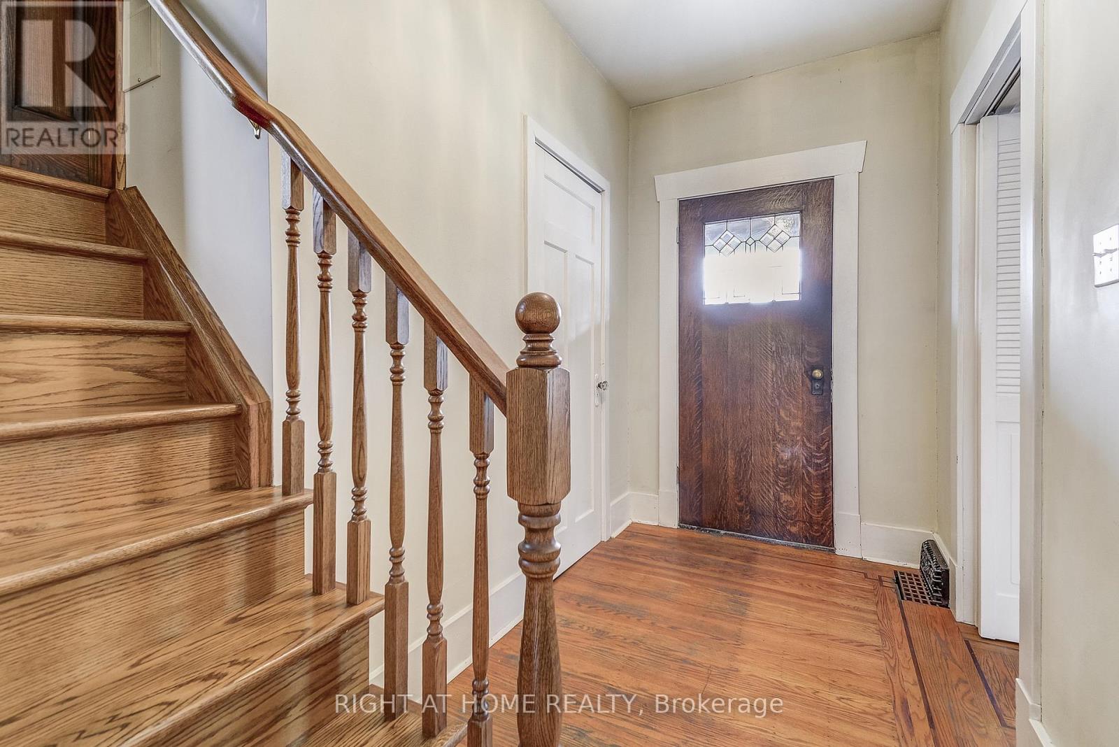 182 Balmoral Avenue S, Hamilton, Ontario  L8M 3K3 - Photo 6 - X12584330
