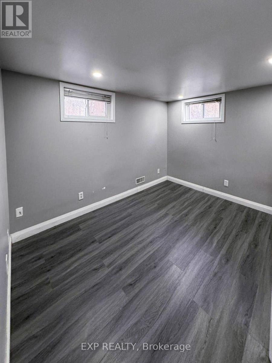 1588 Hansuld Street, London East, Ontario  N5V 1Y5 - Photo 2 - X12584352